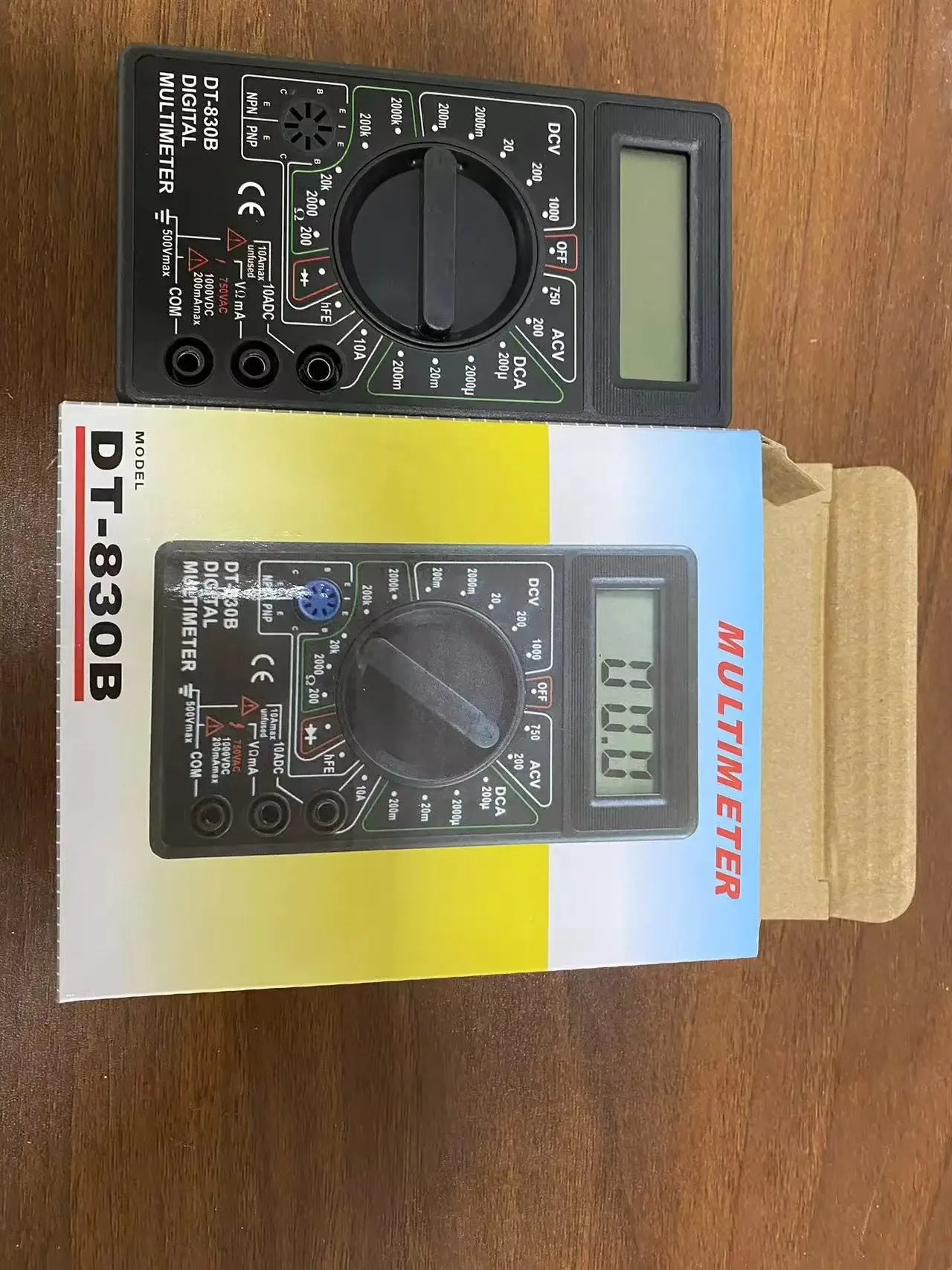 Multimetru / Voltmetru / Ampermetru digital DT-830B